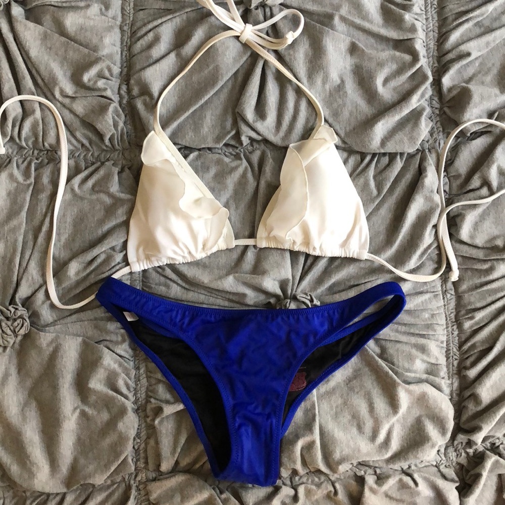 Victoria’s Secret Bikini Set